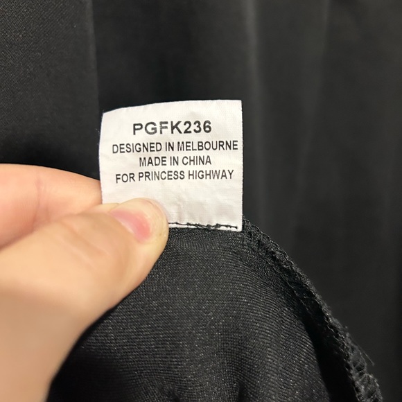 Princess Highway black A line skirt with waist sash bellow knee length preppy - Picture 7 of 7